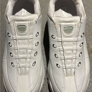 Skechers White Athletic Shoes